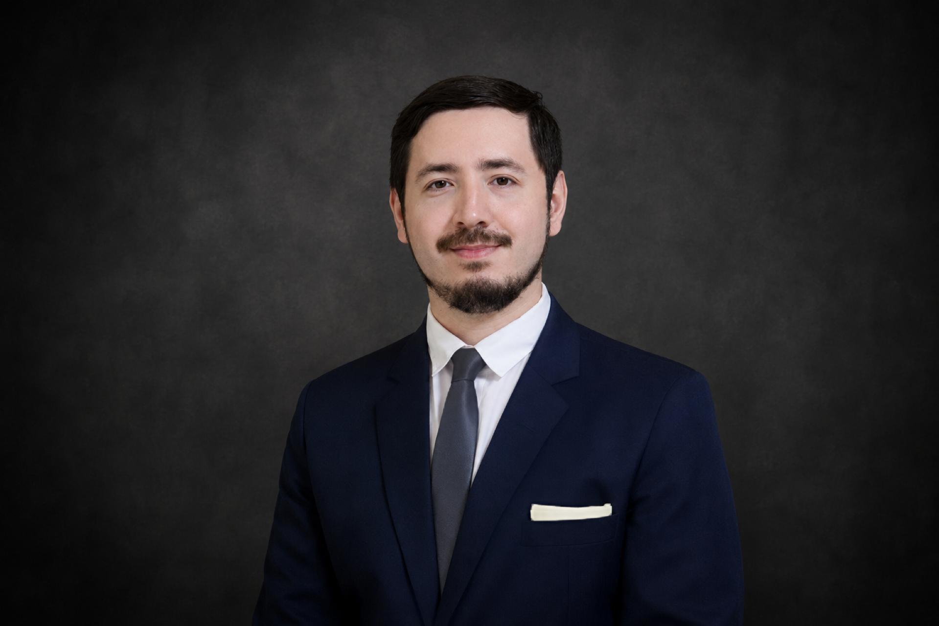 Dr. Tulio Yamada, advogado